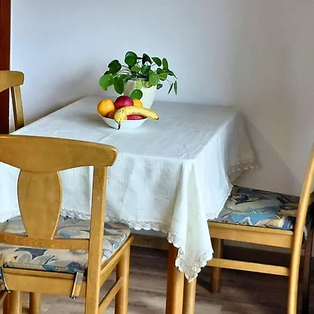 Casa de Férias In With Balcony Birresborn