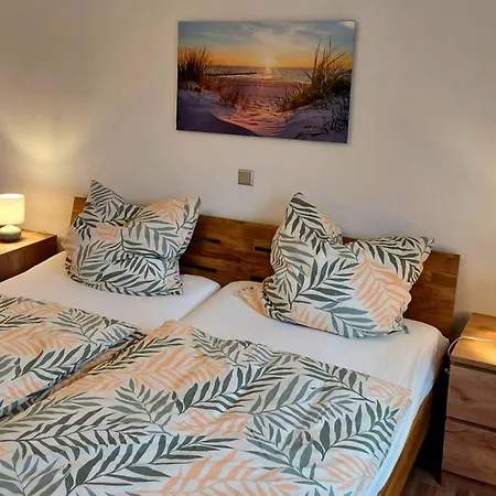 Casa de Férias In With Balcony Birresborn