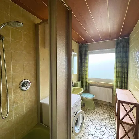 In With Balcony Casa de Férias Birresborn