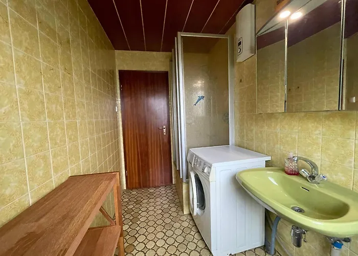 Σπίτι διακοπών In With Balcony Birresborn